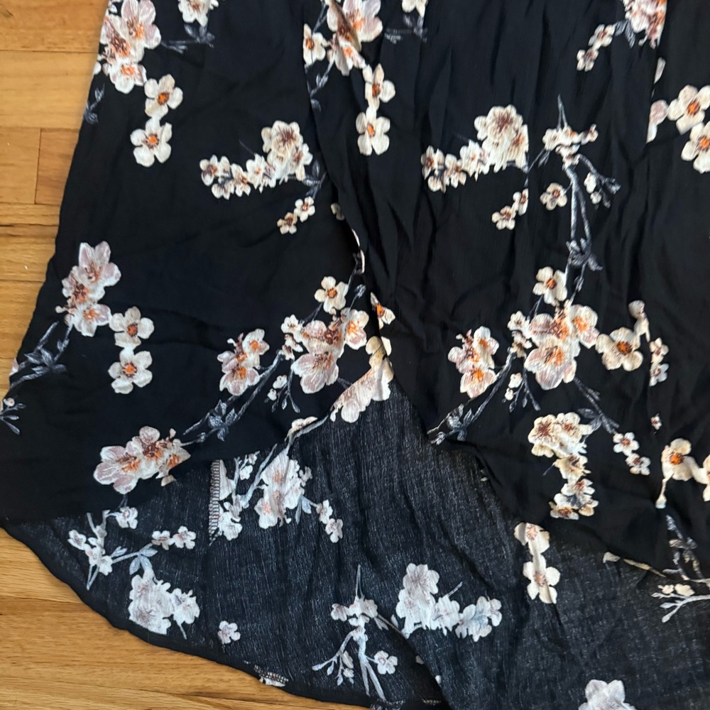 American Eagle Floral Black Faux Wrap Skirt - Picture 2 of 6